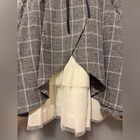 SECRET HONEY GRAY PLAID WITH FRILL BACK SKIRT - Picture 3 of 5